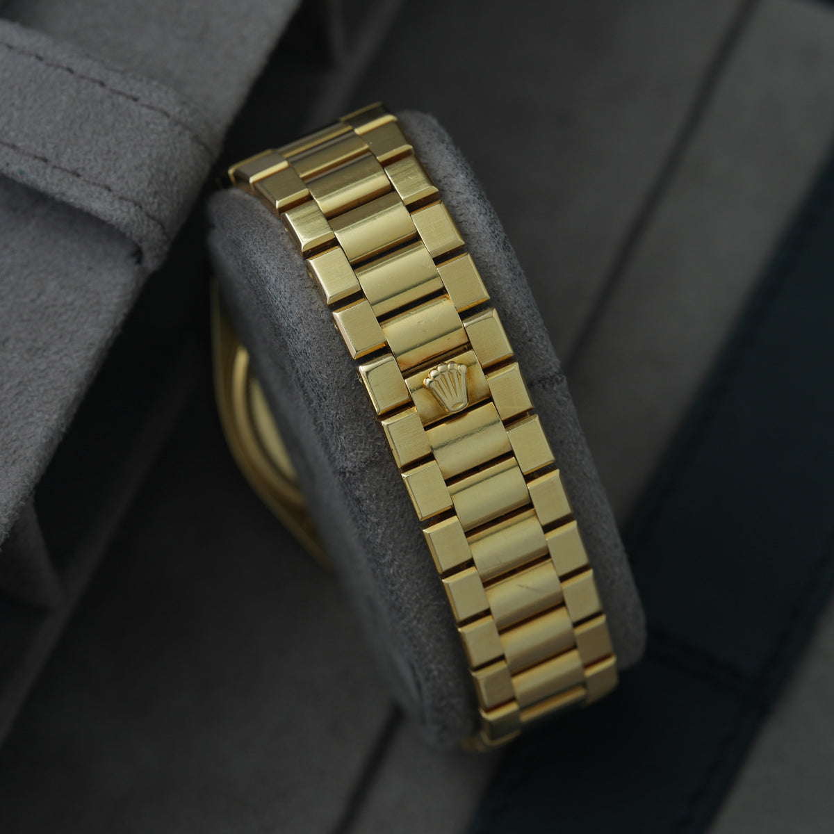 Rolex Day-Date Oysterquartz 36 Ref. 19018 'Champagner Blatt'
