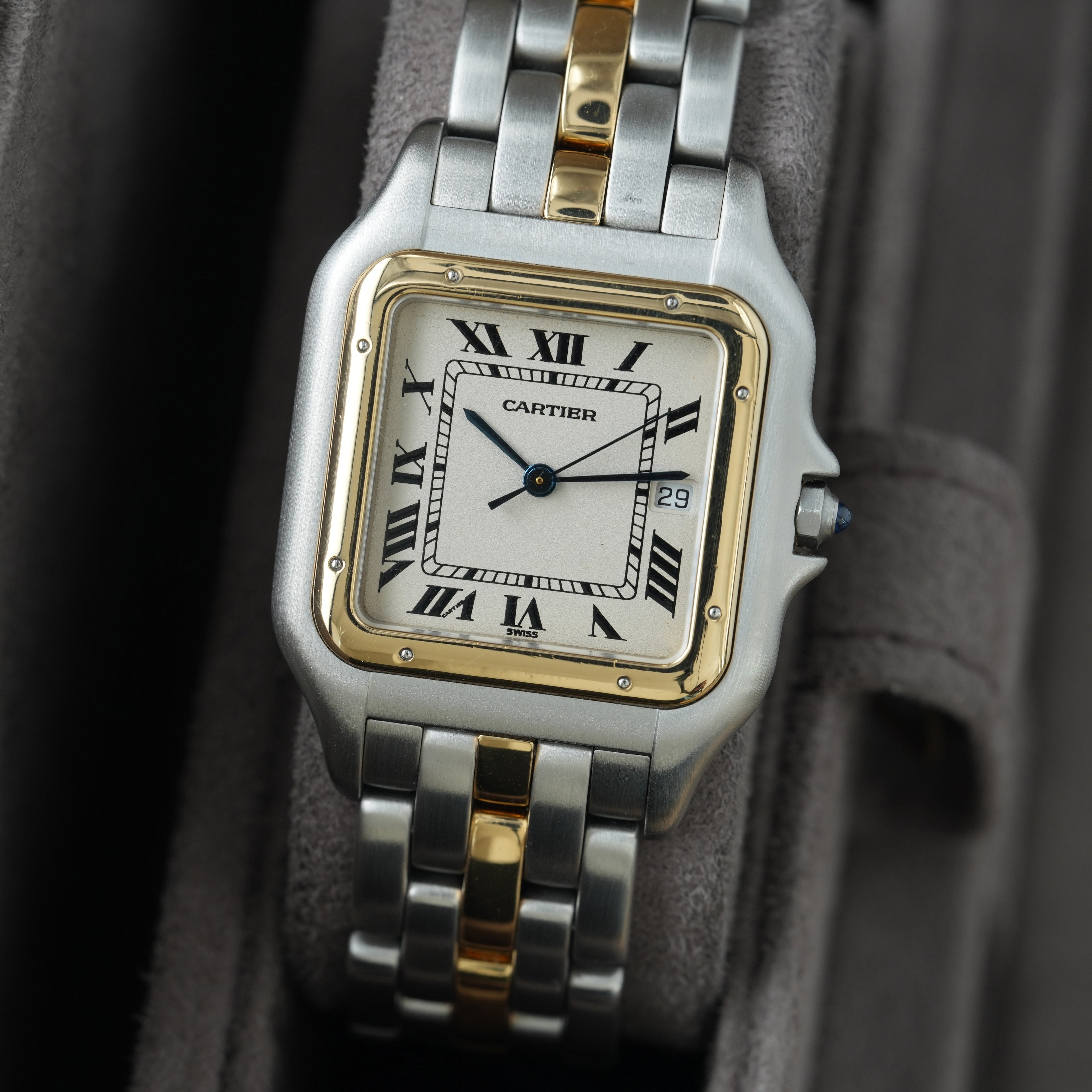 Cartier Panthère Ref. 83957 1-Row 29x40mm