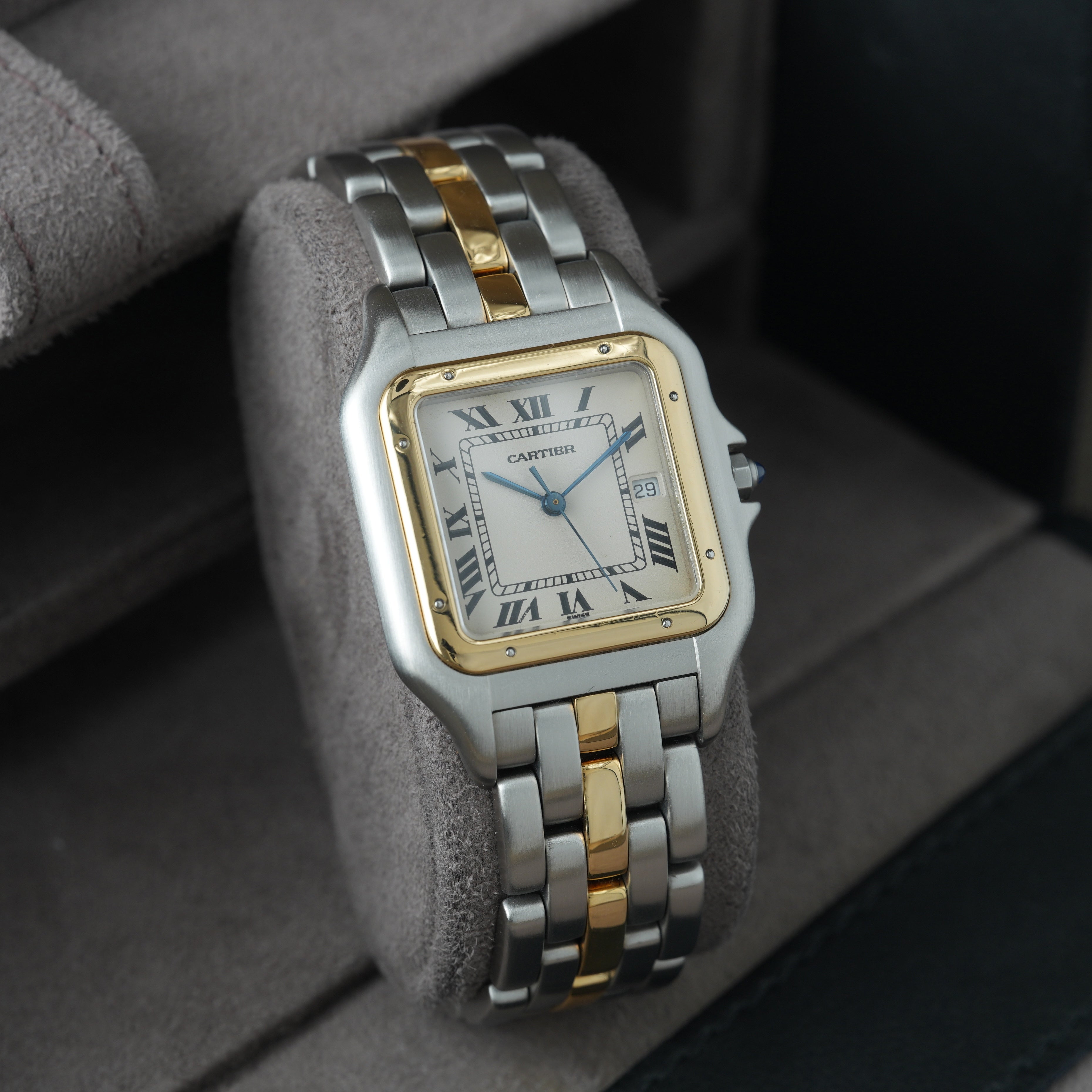 Cartier Panthère Ref. 83957 1-Row 29x40mm