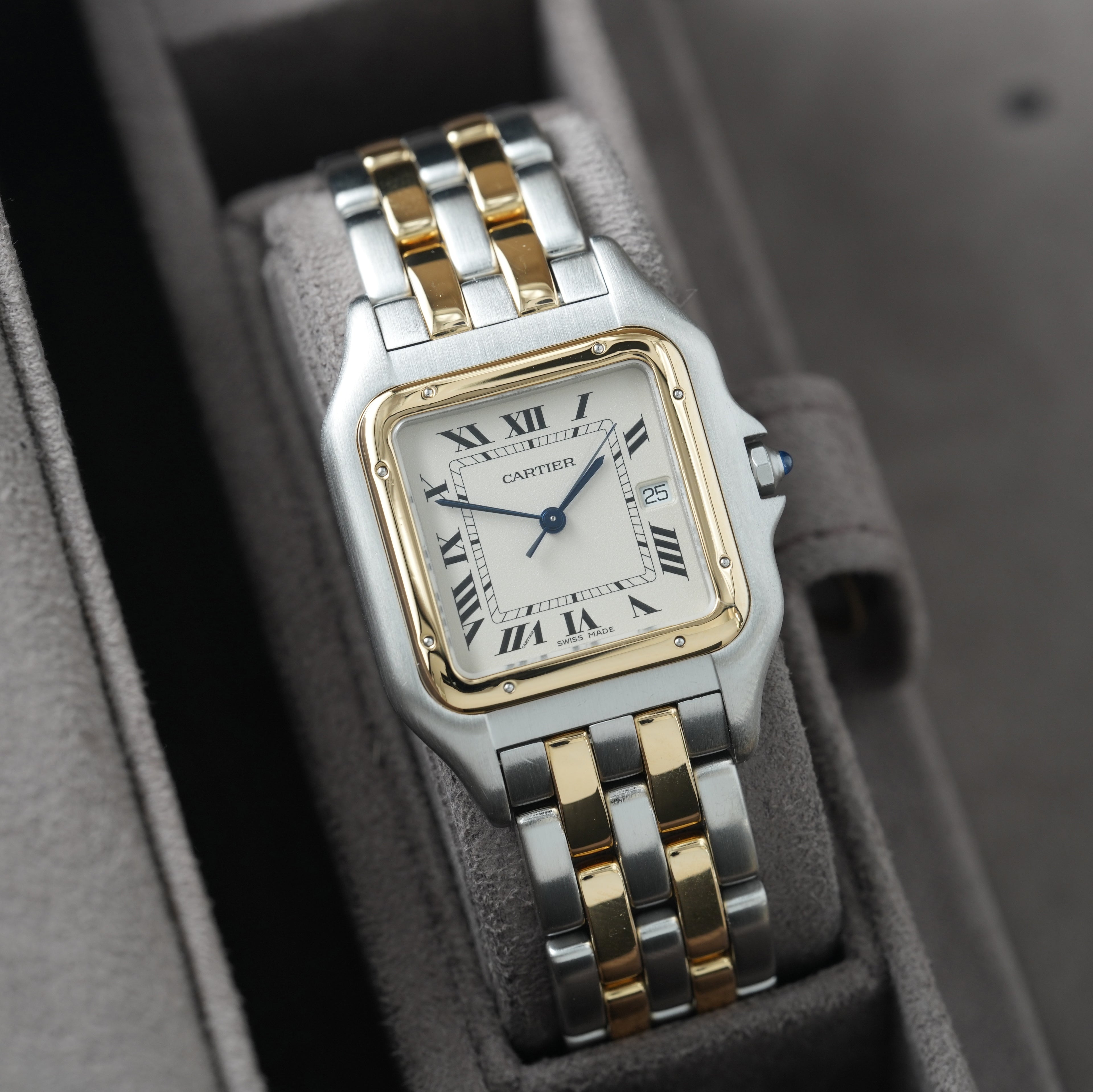 Cartier Panthère Ref. 83957 2-Row 29x40mm ' Cartier Service 2026'