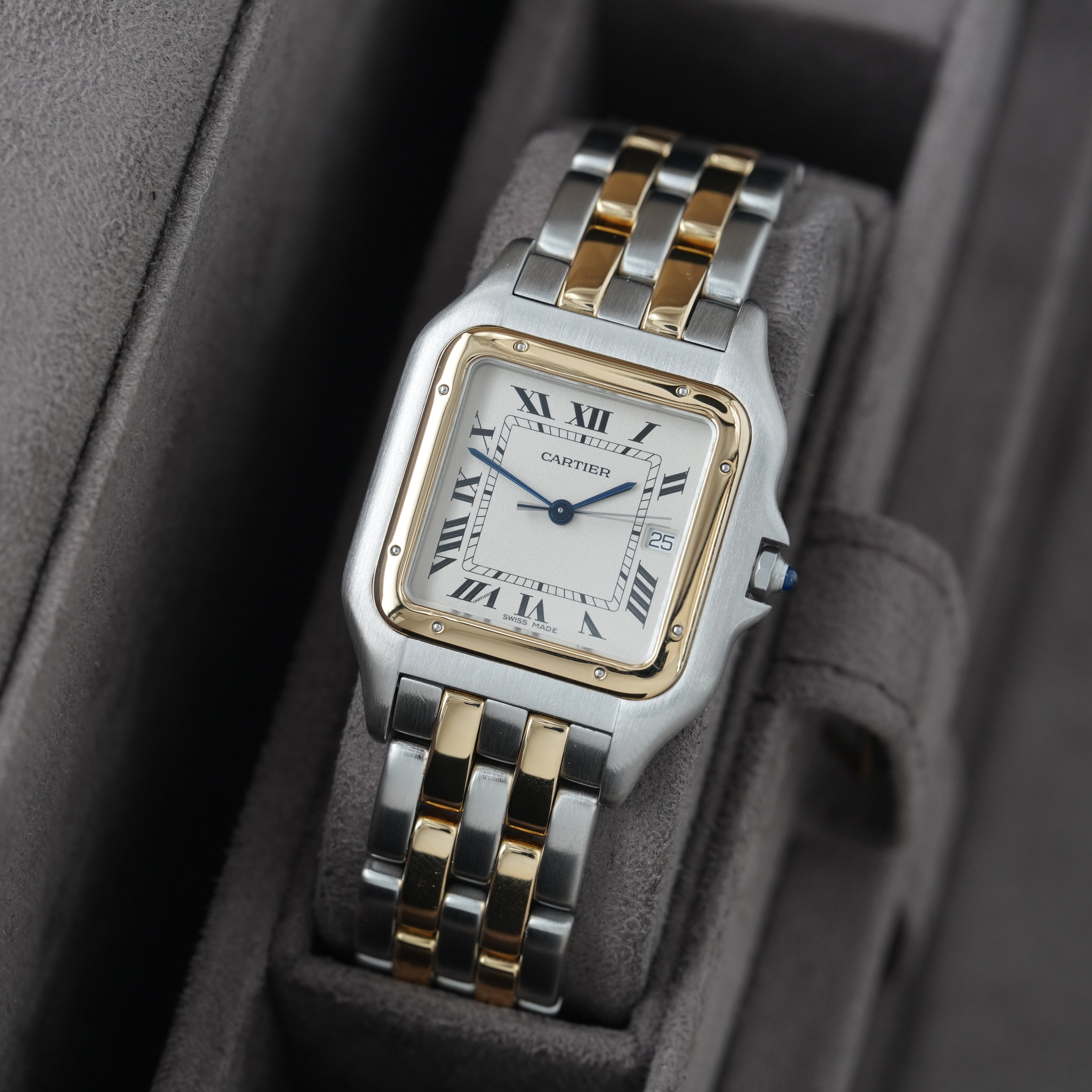 Cartier Panthère Ref. 83957 2-Row 29x40mm ' Cartier Service 2026'