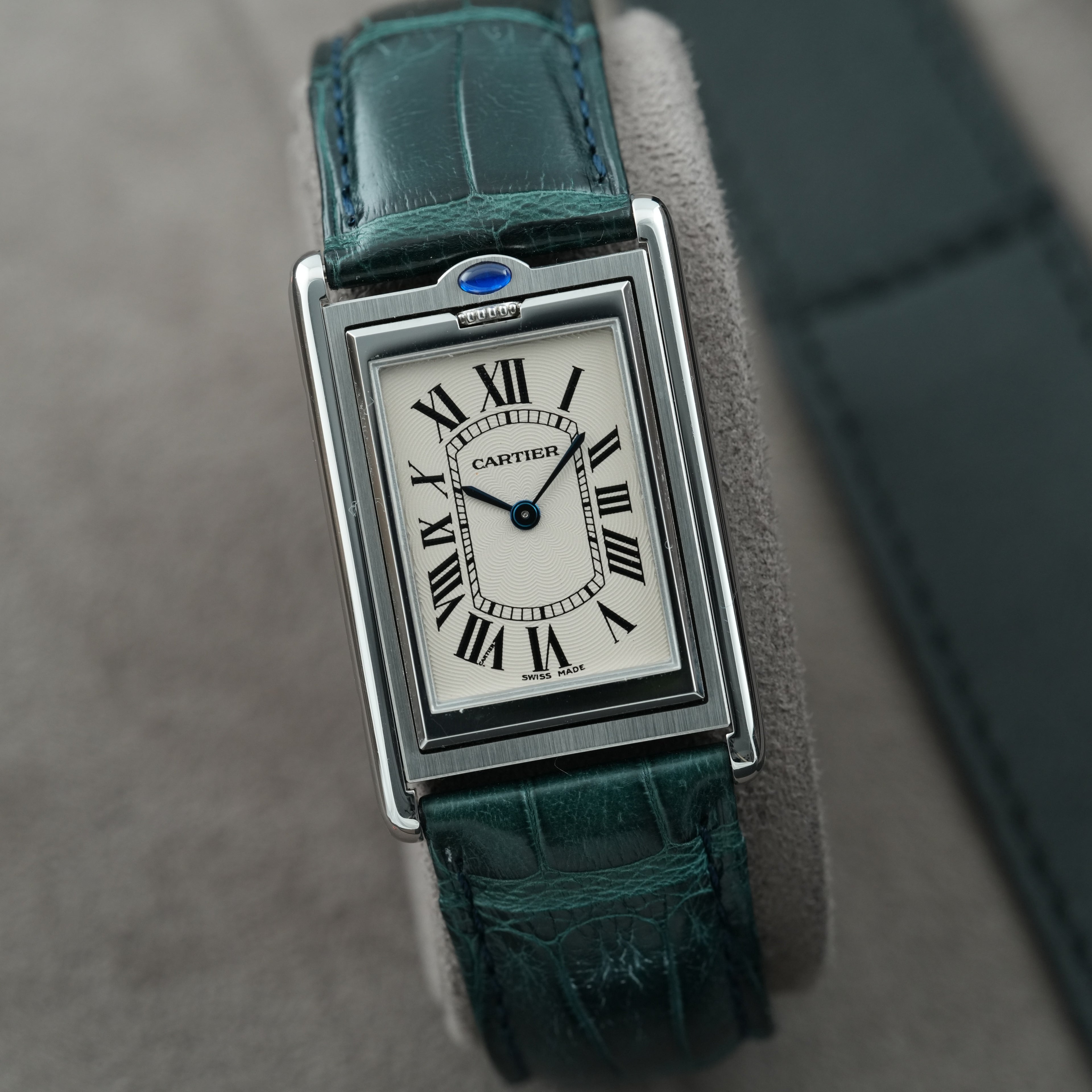 Cartier Tank Basculante Mécanique Ref. 2390 Full Set 2000