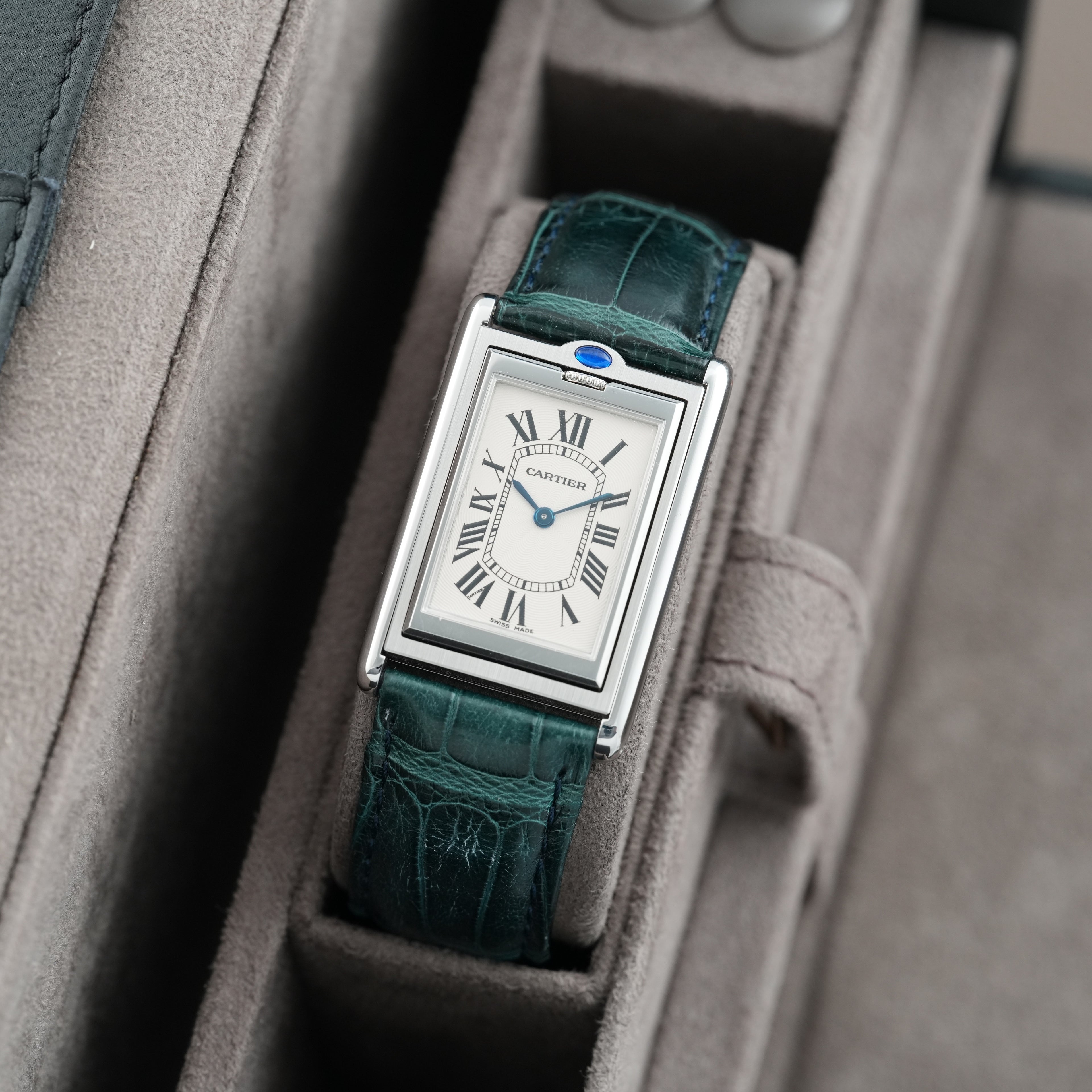 Cartier Tank Basculante Mécanique Ref. 2390 Full Set 2000