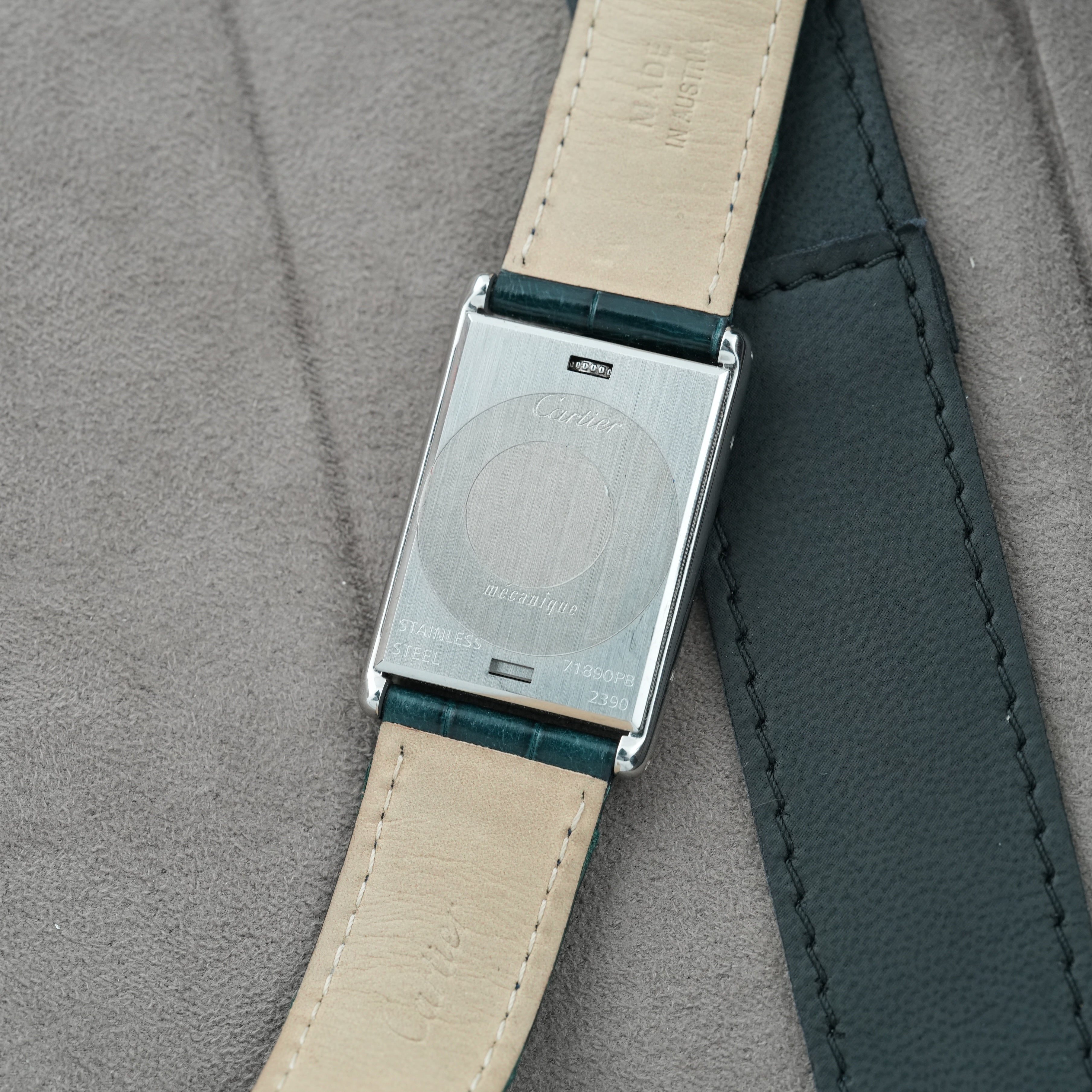 Cartier Tank Basculante Mécanique Ref. 2390 Full Set 2000