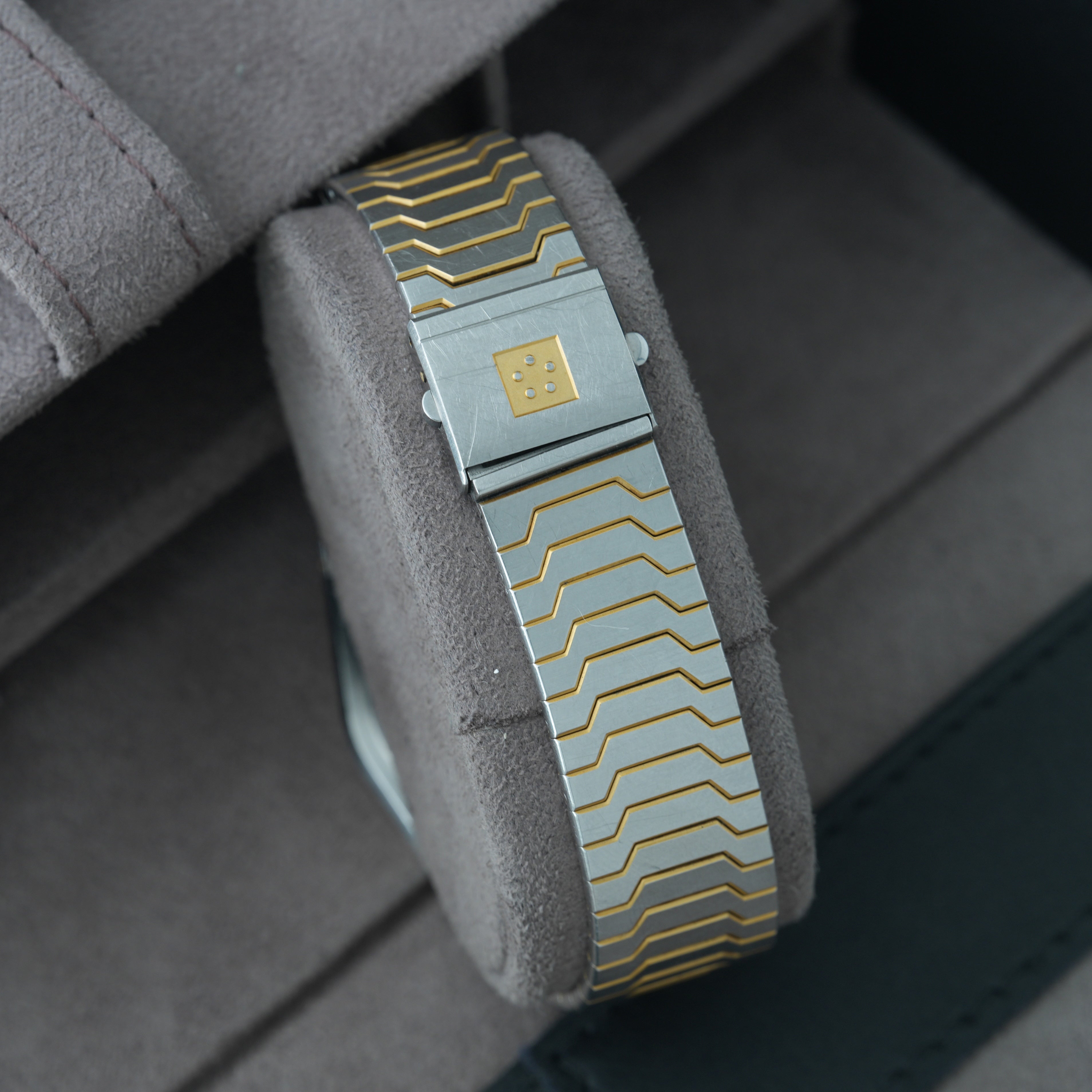 Eterna Royal Quartz Ultra Thin Ref. 156.4248.43 'BMW M1'