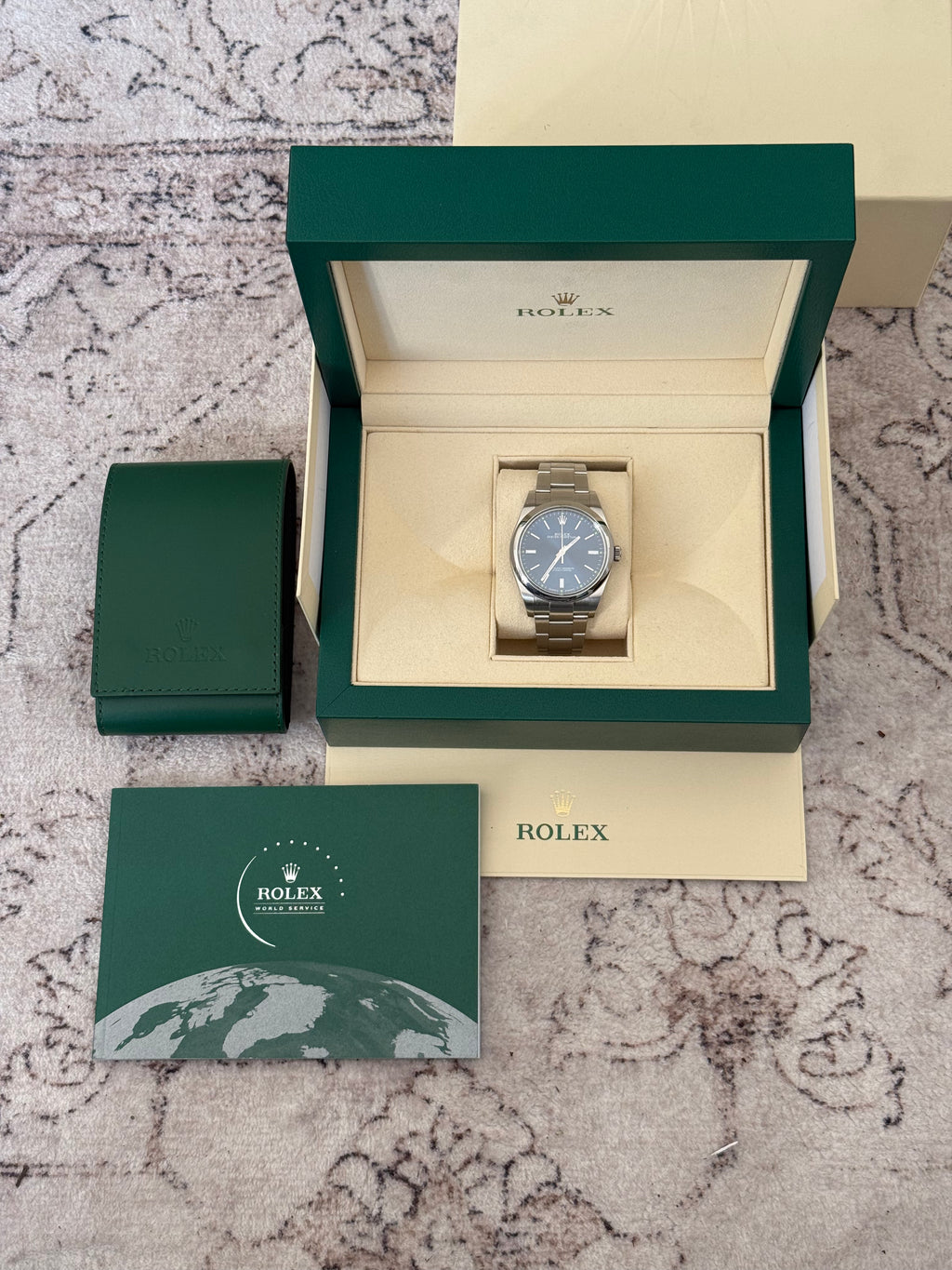 Rolex Oyster Perpetual 39 Ref. 114300 'Blaues Zifferblatt'