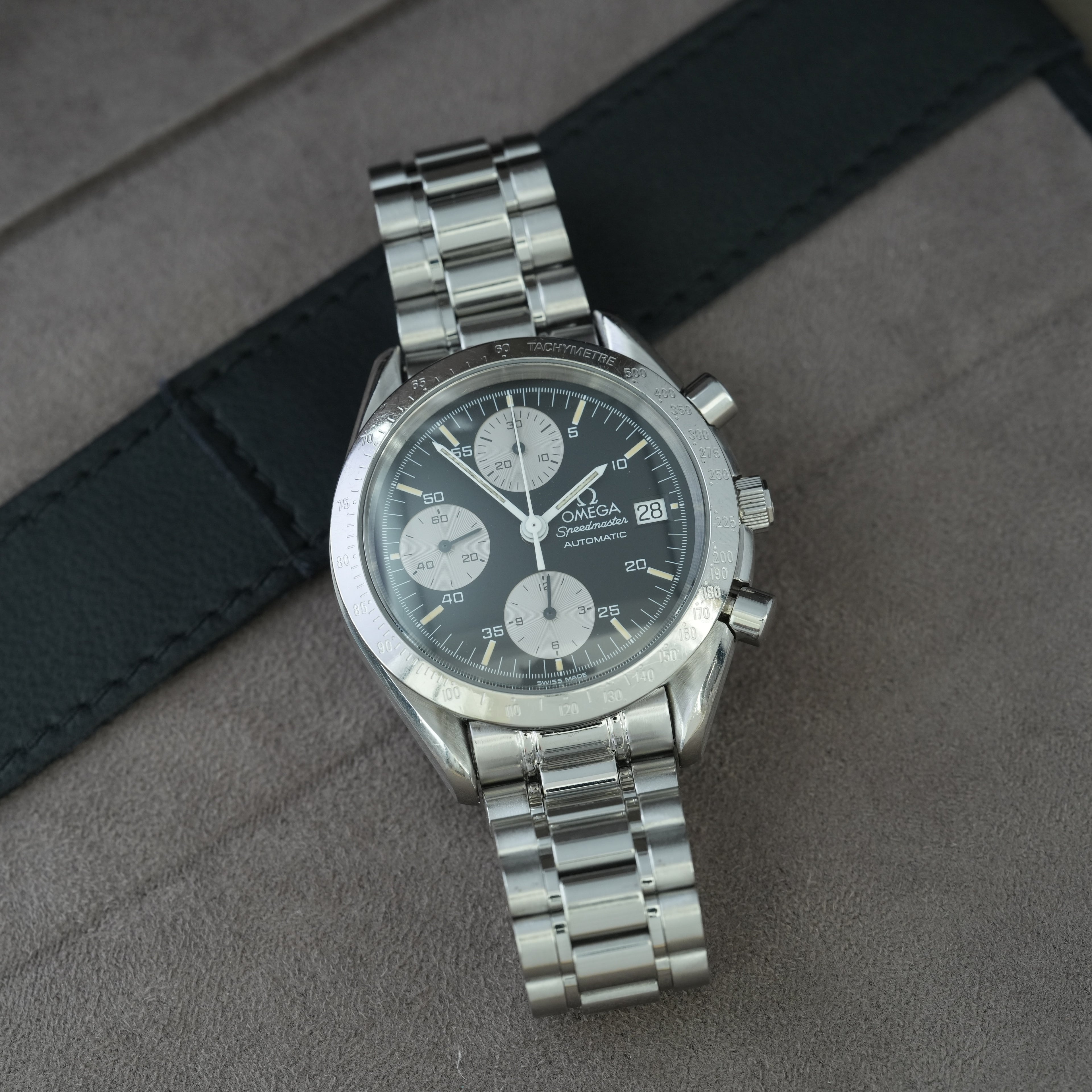 Omega Speedmaster Date 39mm Automatic Ref. 3511.50