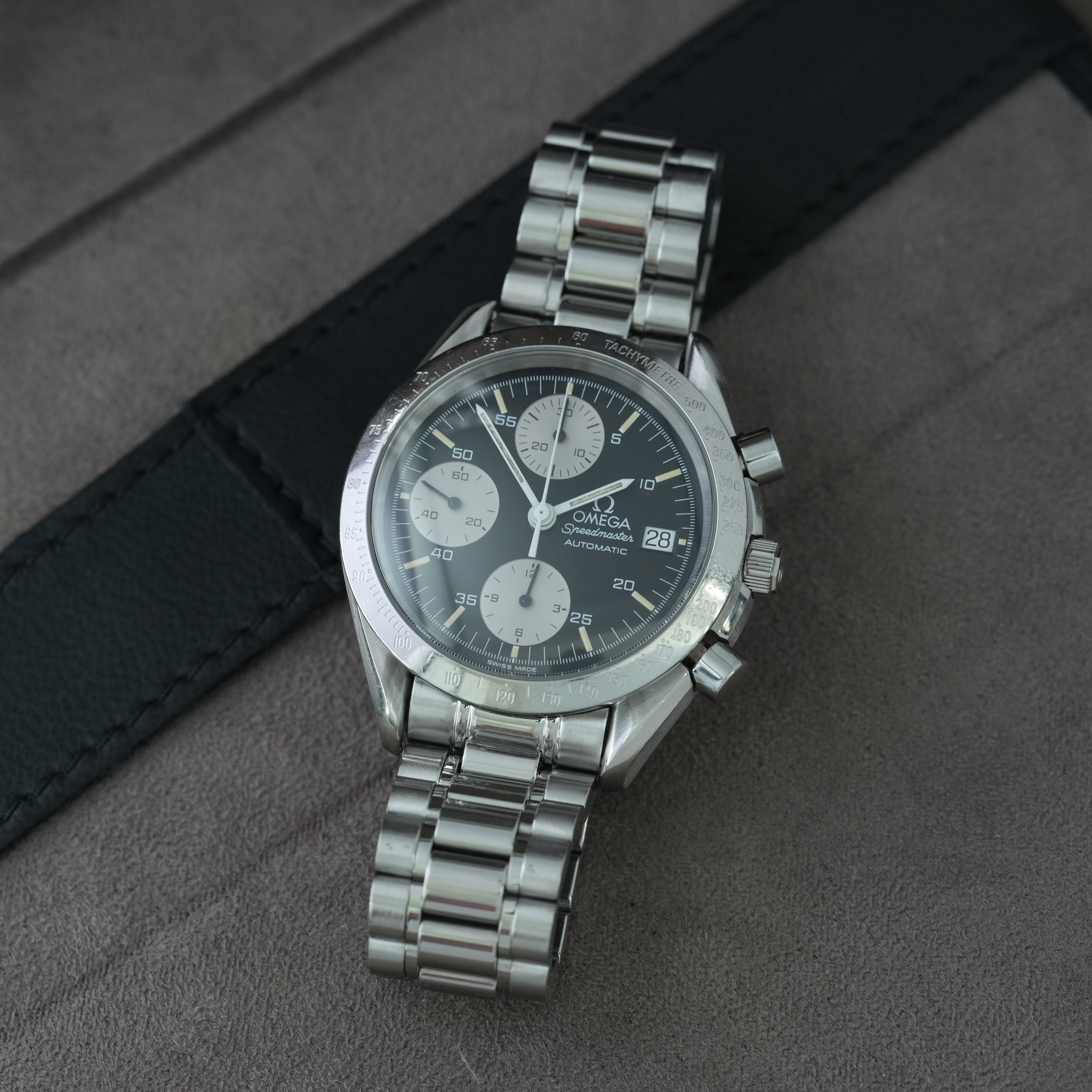 Omega Speedmaster Date 39mm Automatic Ref. 3511.50