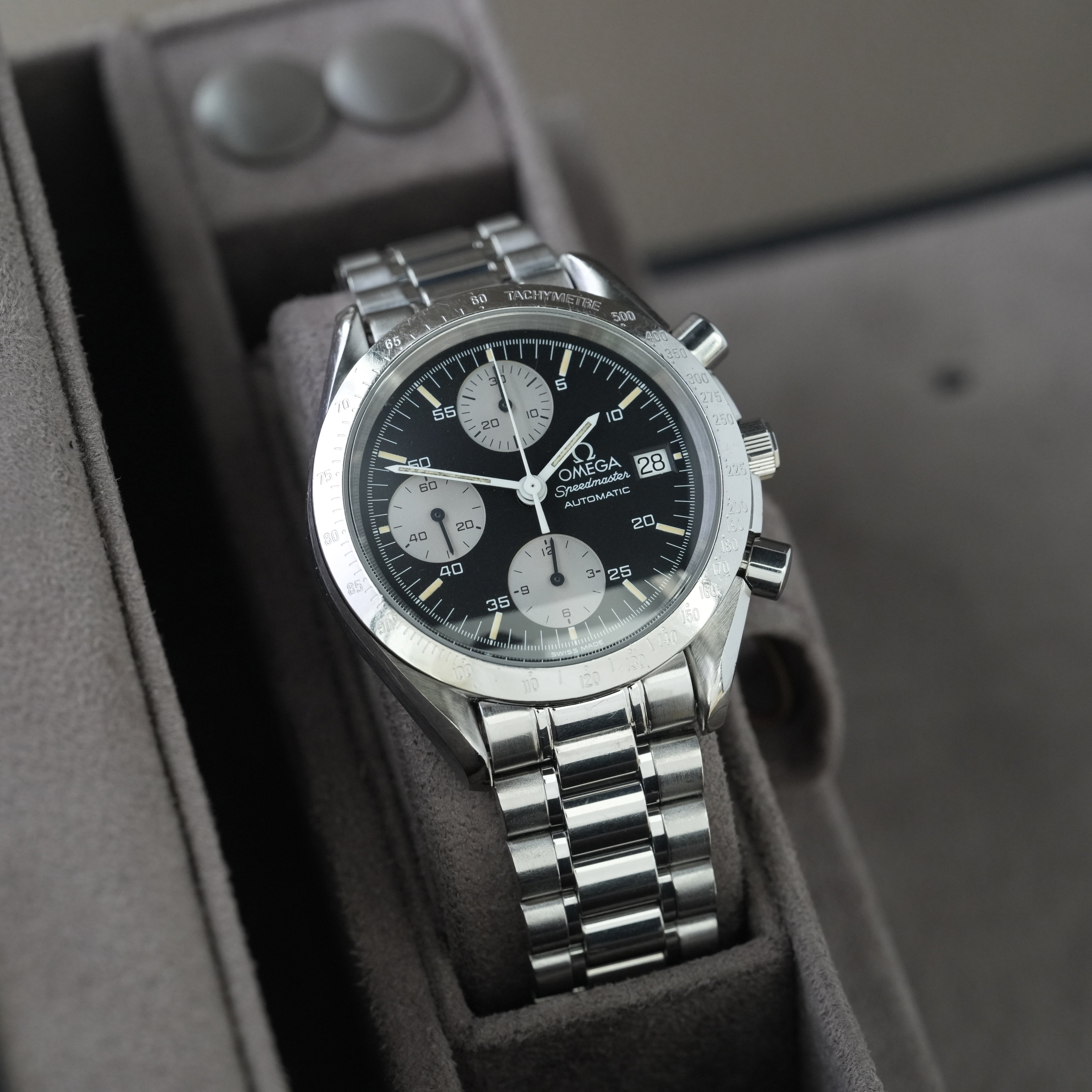 Omega Speedmaster Date 39mm Automatic Ref. 3511.50