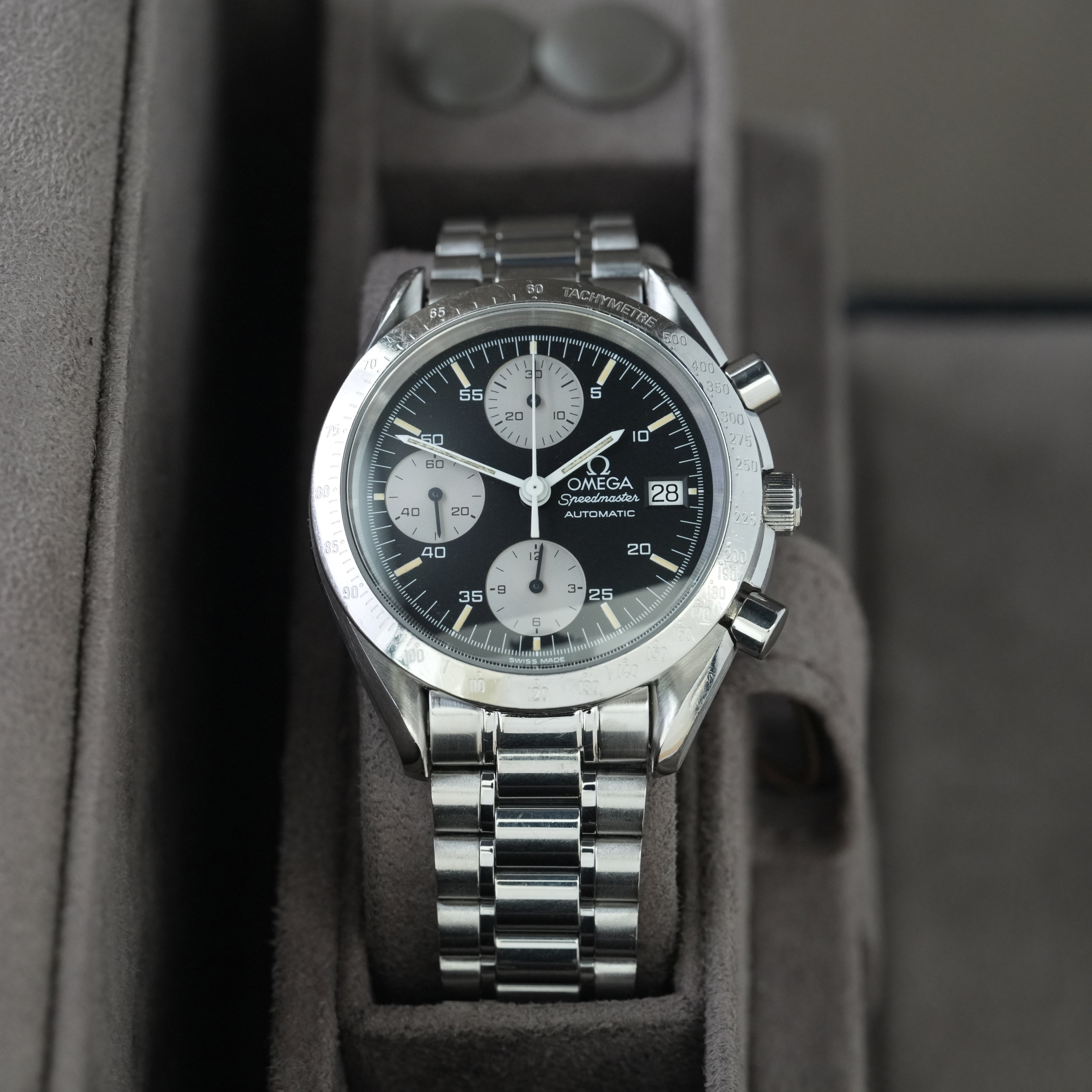 Omega Speedmaster Date 39mm Automatic Ref. 3511.50
