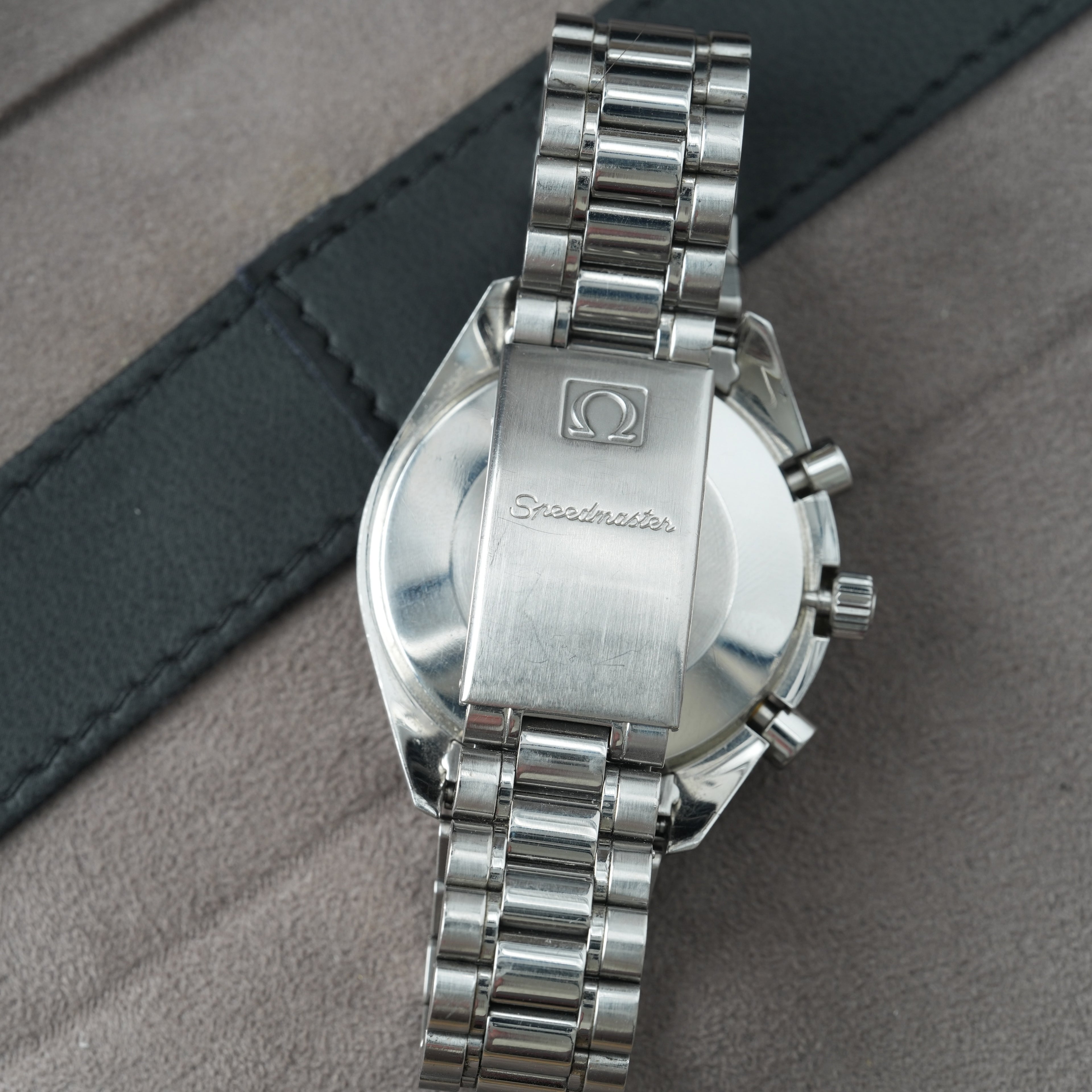 Omega Speedmaster Reduced 39mm Automatic Ref. 3510.50.00