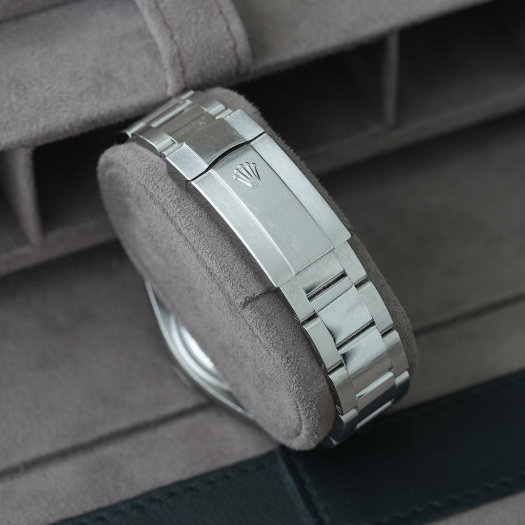 Rolex Oyster Perpetual 34 Ref. 115234 'Schwarzes Diamant Blatt'