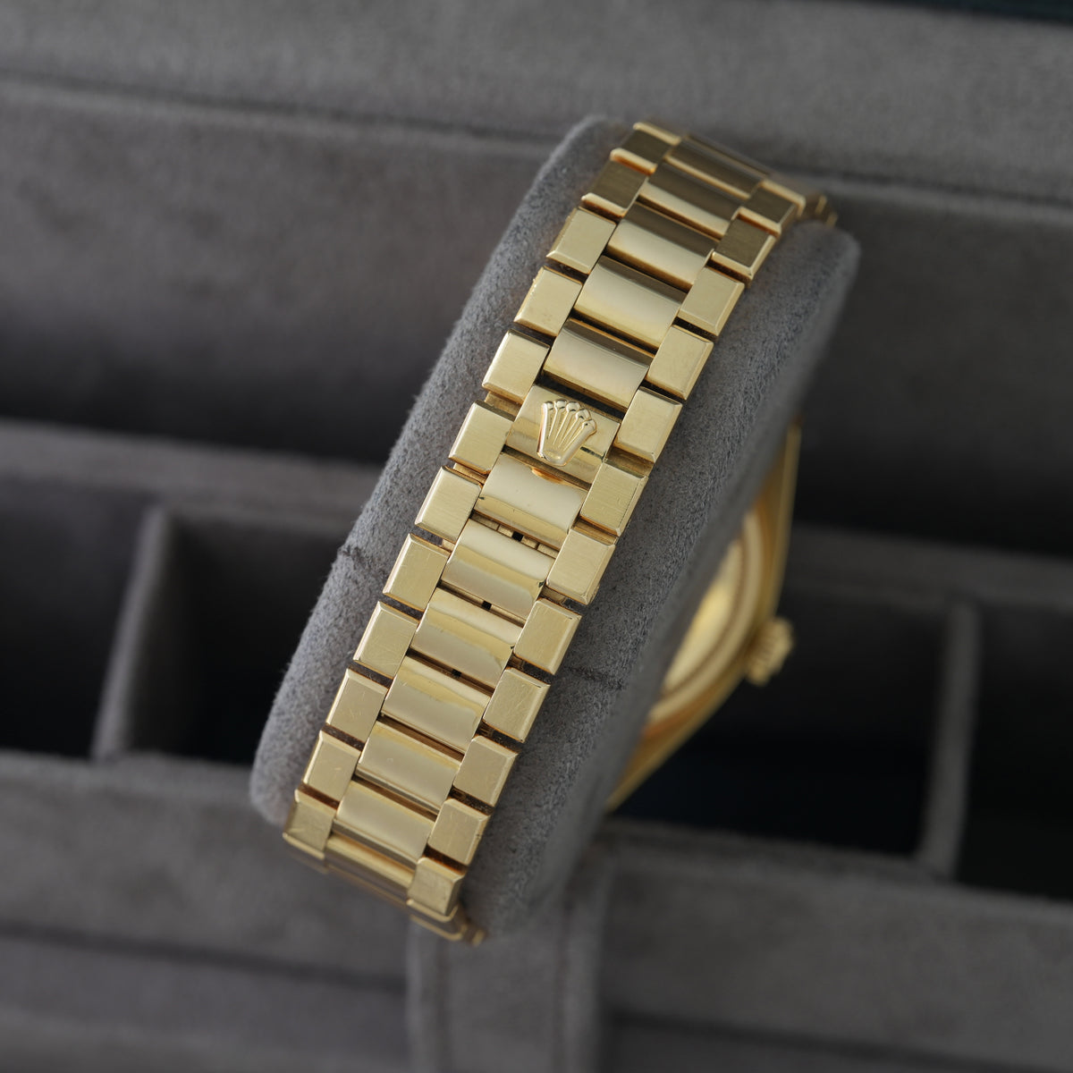 Rolex Day-Date Oysterquartz Ref. 19018 'Box & Papiere 1982'