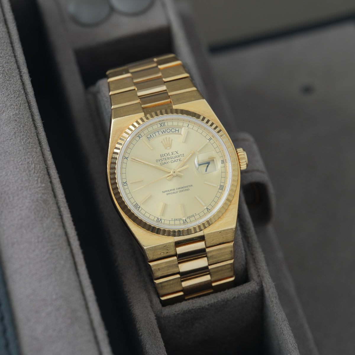 Rolex Day-Date Oysterquartz Ref. 19018 'Box & Papiere 1982'