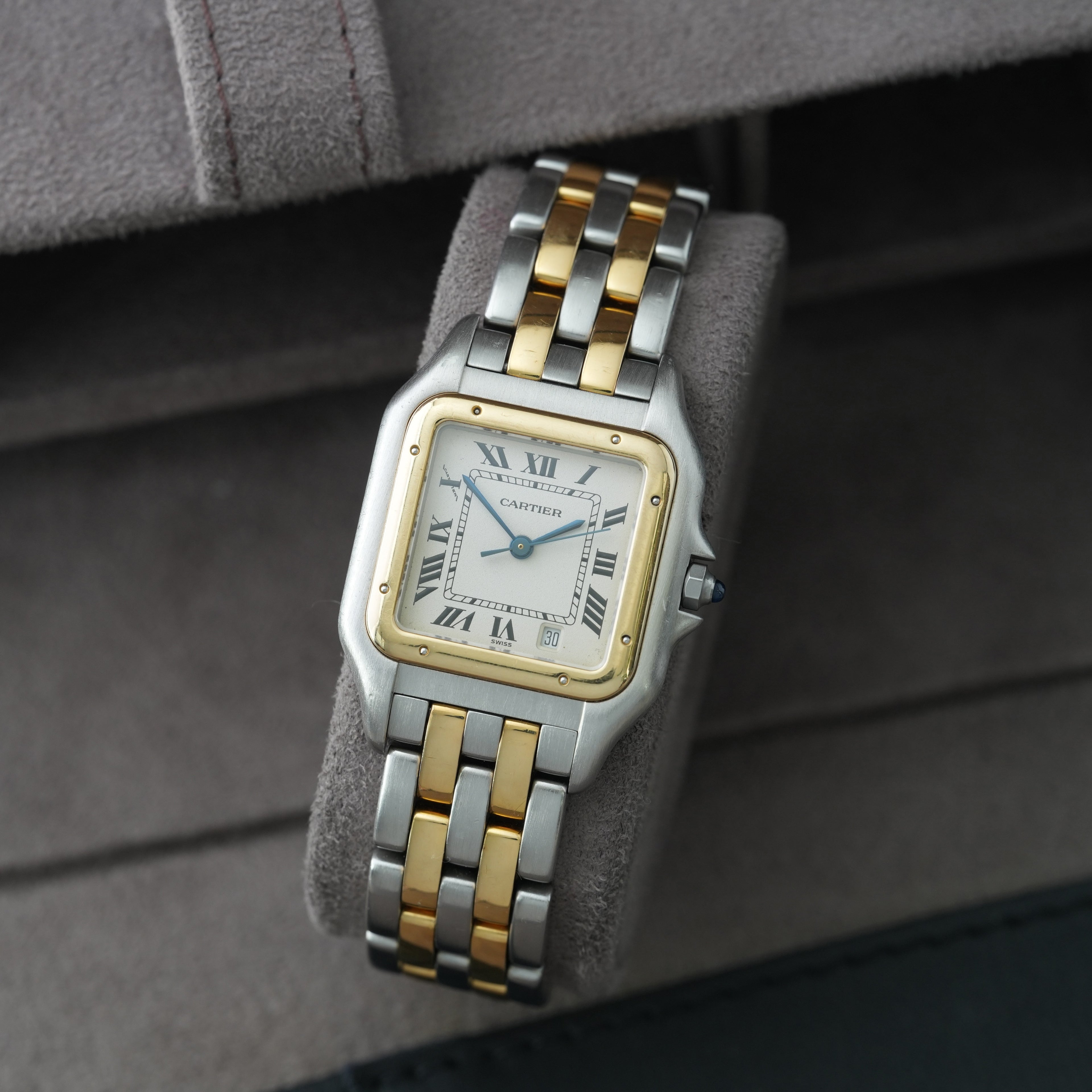 Cartier Panthère 'Medium' 2 Row Ref. 110000 27mm
