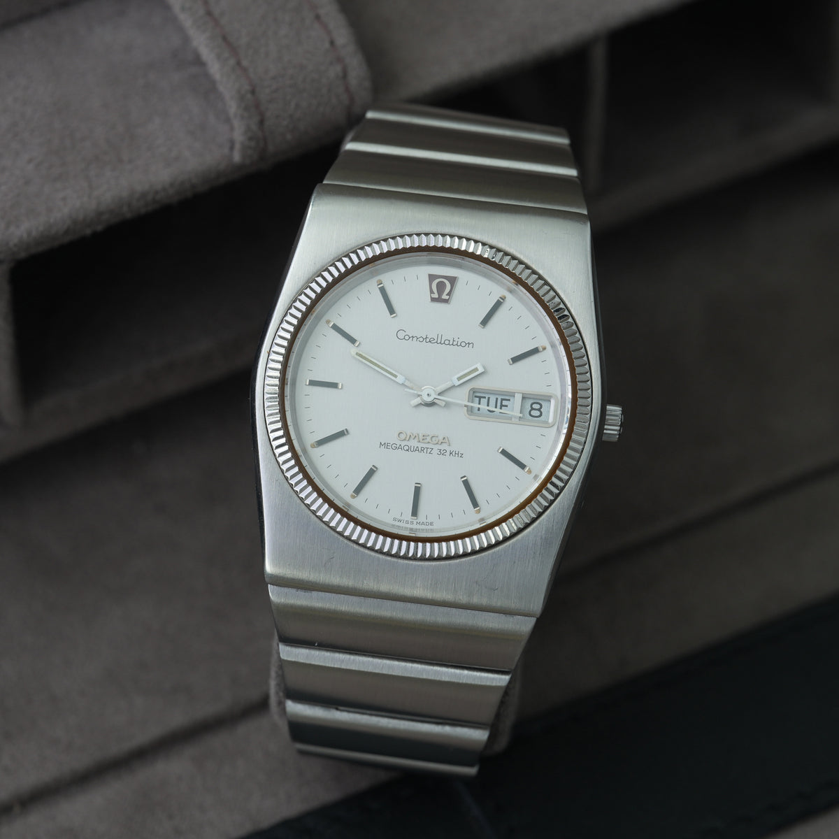 Omega Constellation Megaquartz 32 KHz Ref. 196.0015