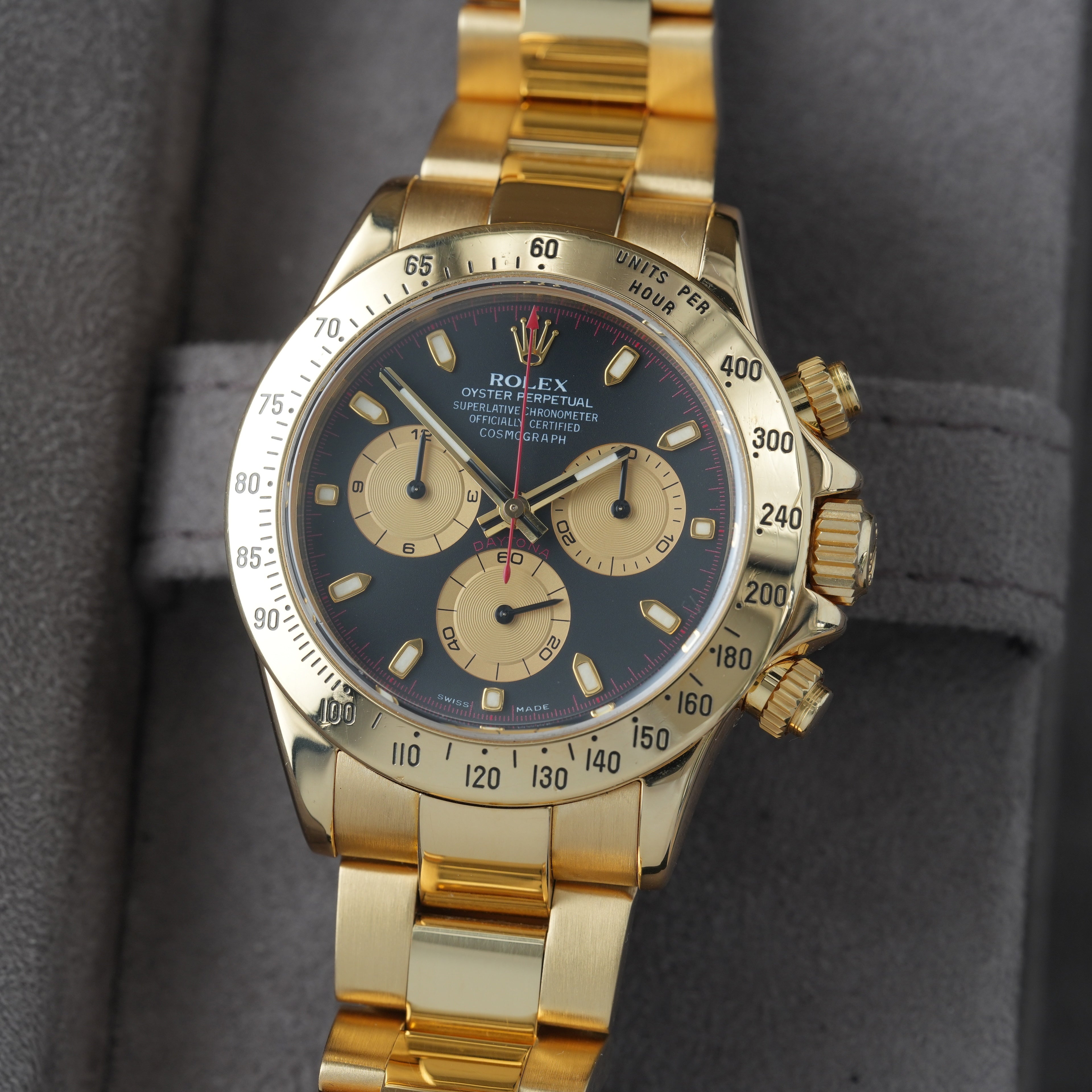 Rolex Daytona Ref. 116528 18k Gold 'Paul Newman'