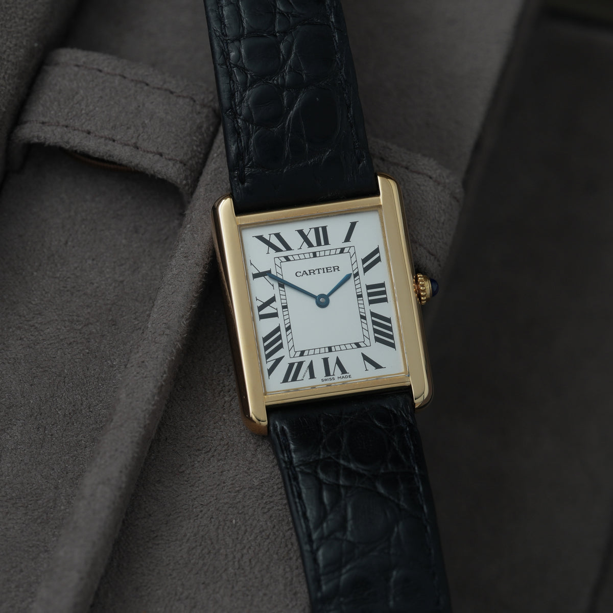 Cartier Tank Solo XL Ref. 2742 "18k Gold"