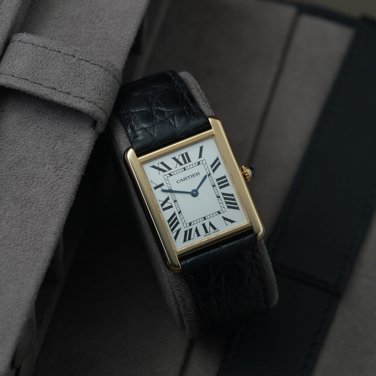 Cartier Tank Solo XL Ref. 2742 "18k Gold"