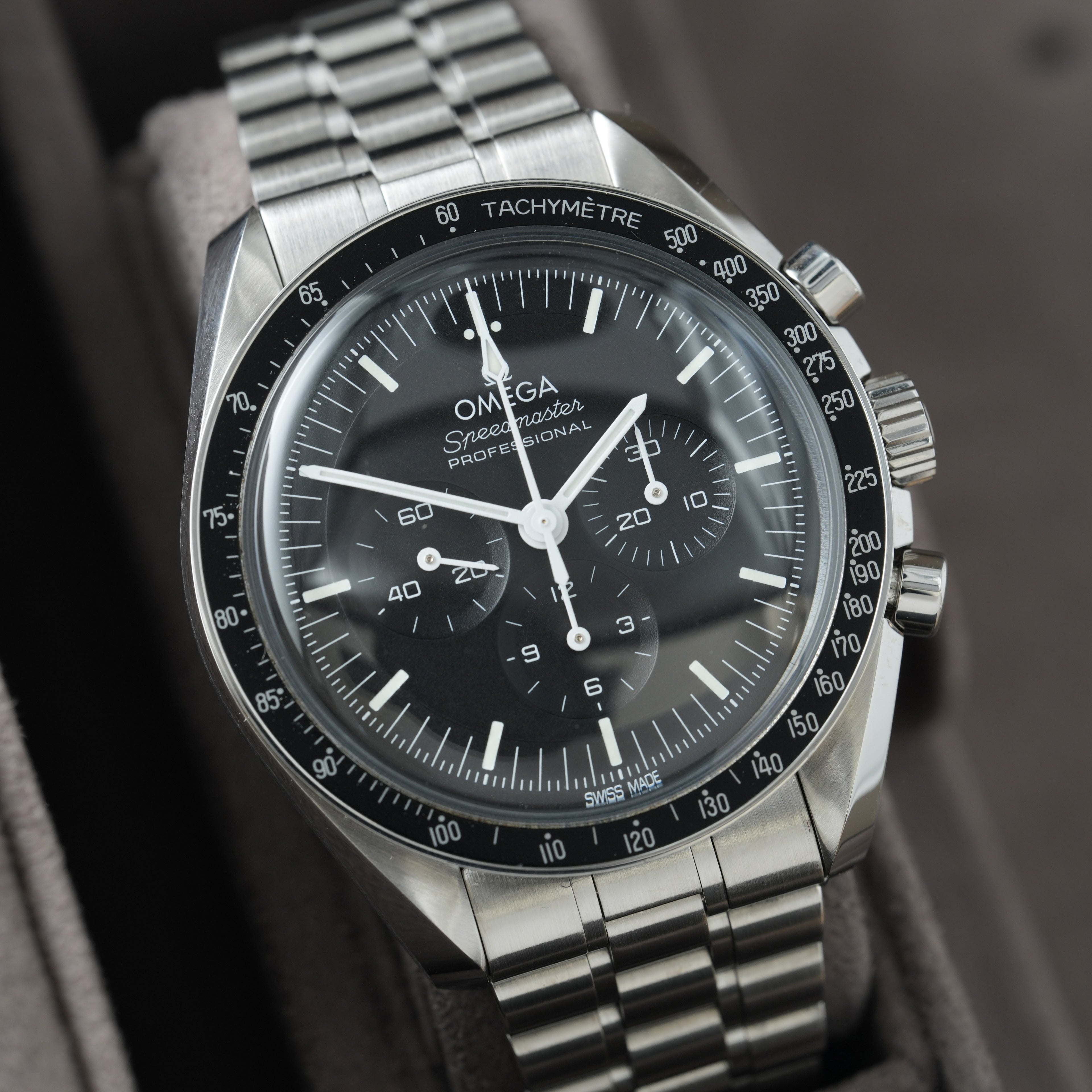 Omega Speedmaster Professional Moonwatch Full Set 2022 'Wie Neu'