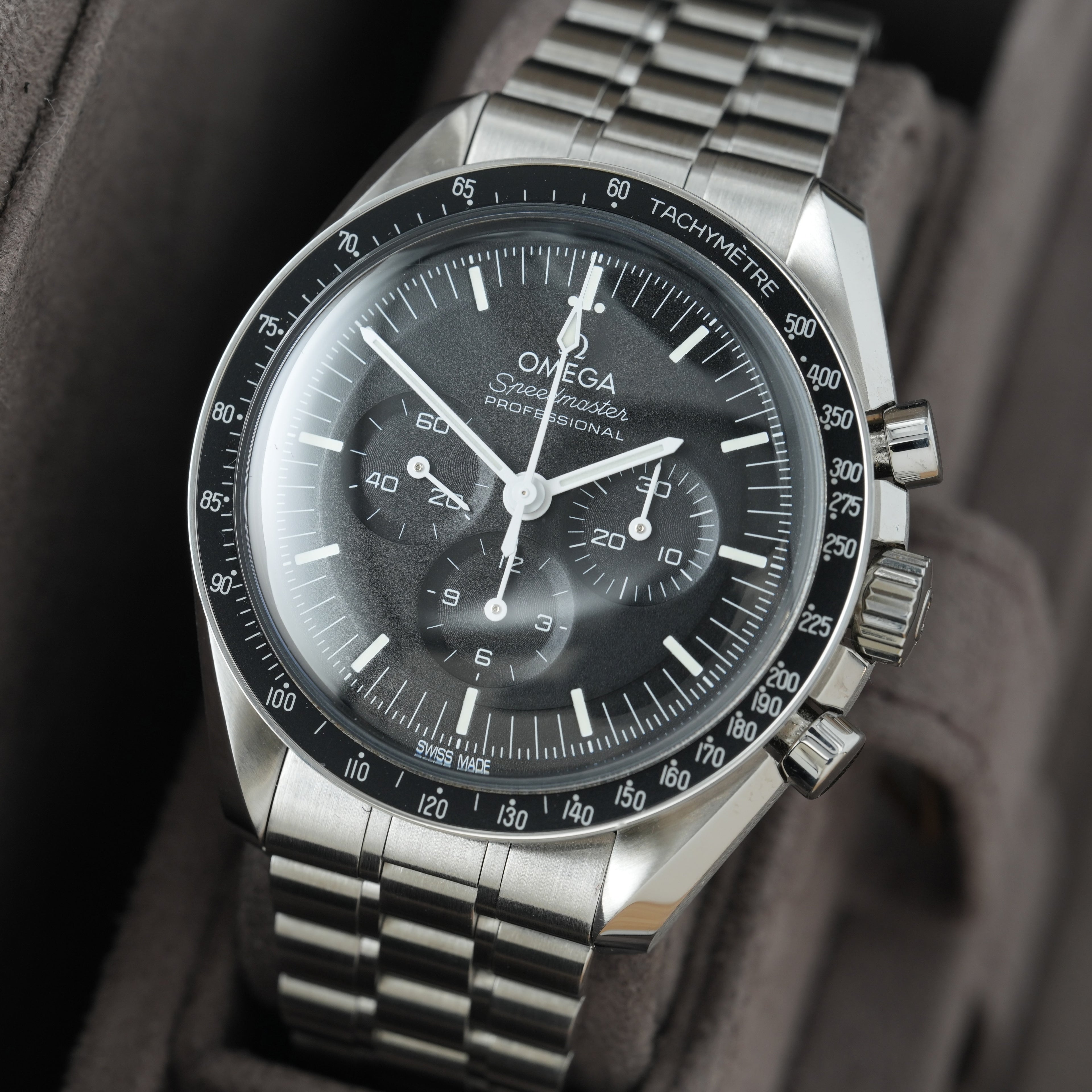 Omega Speedmaster Professional Moonwatch Full Set 2022 'Wie Neu'