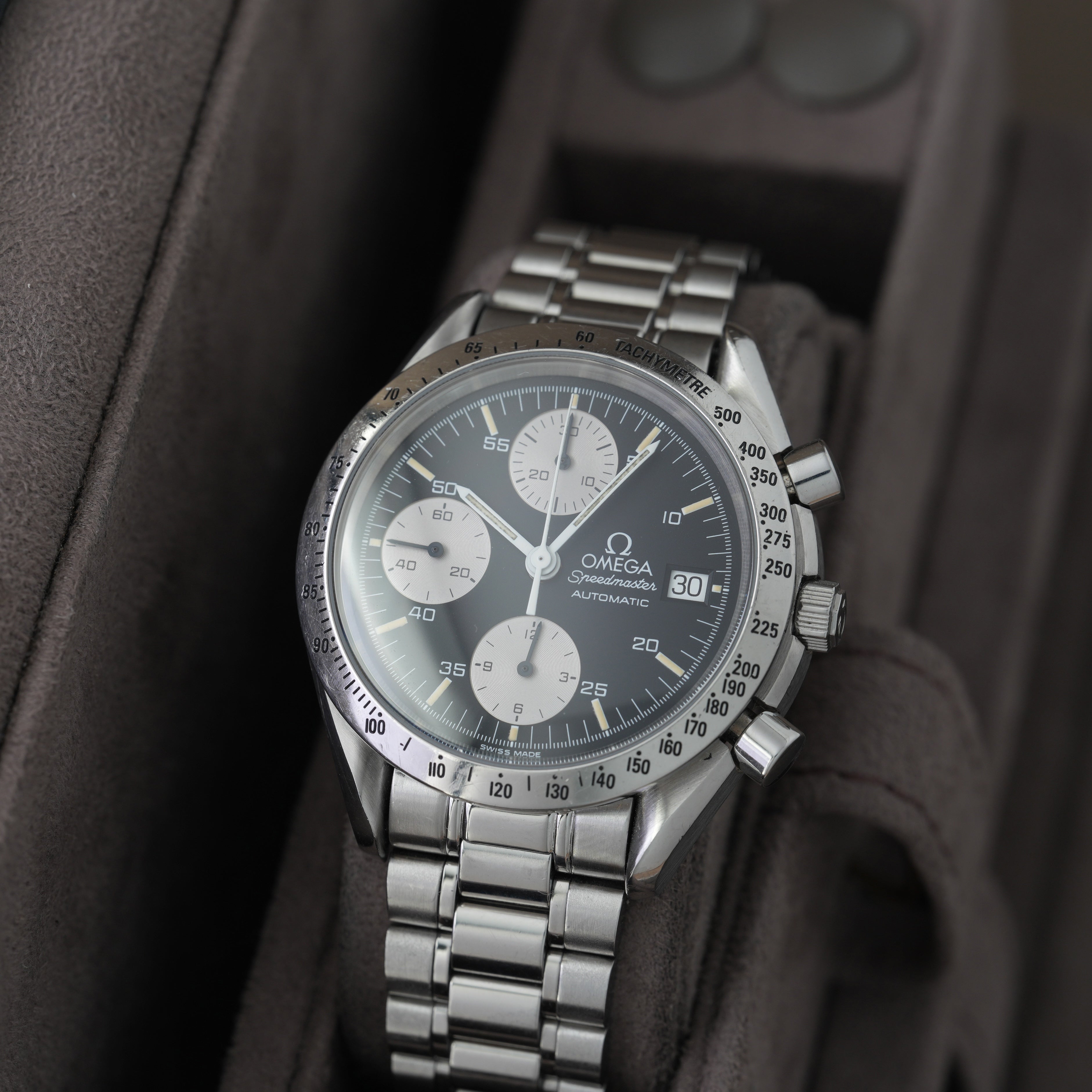 Omega Speedmaster Date 39mm Automatic Ref. 3511.50